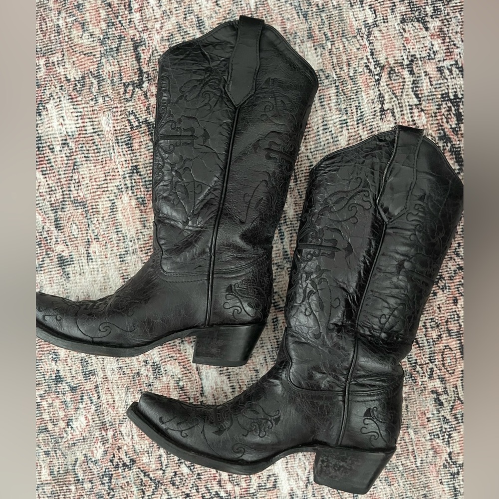 Circle G women’s cowboy snip toe black boot